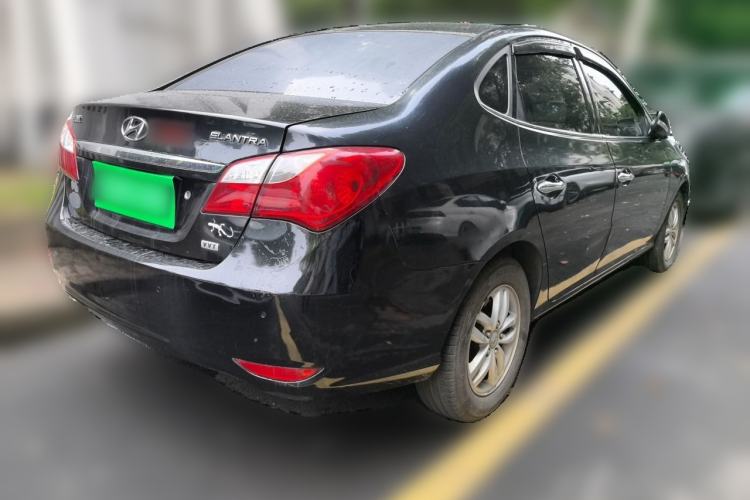 Used Hyundai Celesta 2011 1.6L Manual Luxury Model Rear Right 45 Deg
