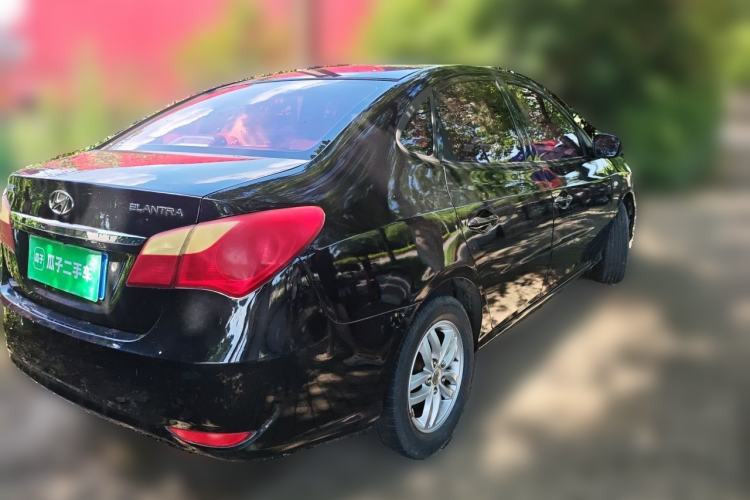 Used Hyundai Celesta 2011 1.6L Manual Comfort Edition Rear Right 45 Deg