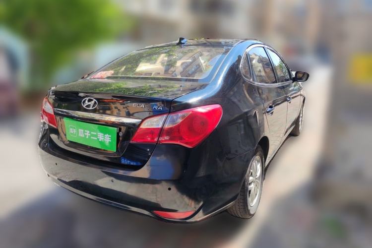 Used Hyundai Celesta 2011 1.6L Automatic Comfort Edition Rear Right 45 Deg