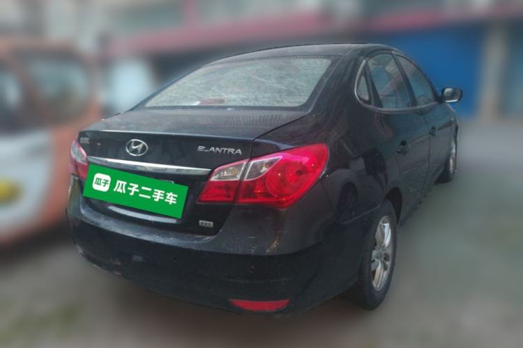 Used Hyundai Celesta 2011 1.6L Automatic Comfort Edition Rear Right 45 Deg
