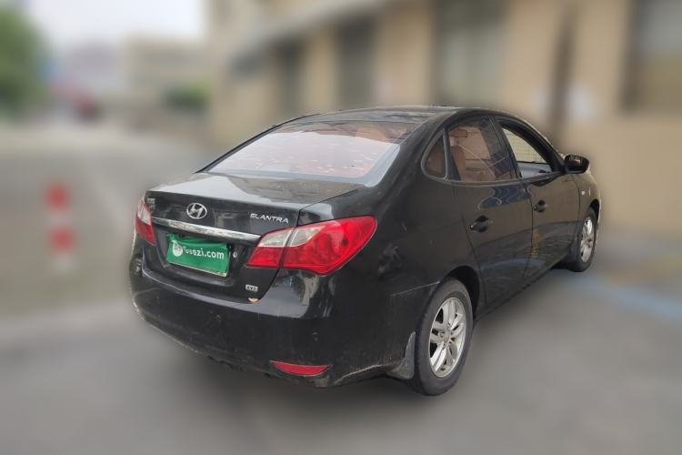 Used Hyundai Celesta 2011 1.6L Manual Comfort Edition Rear Right 45 Deg