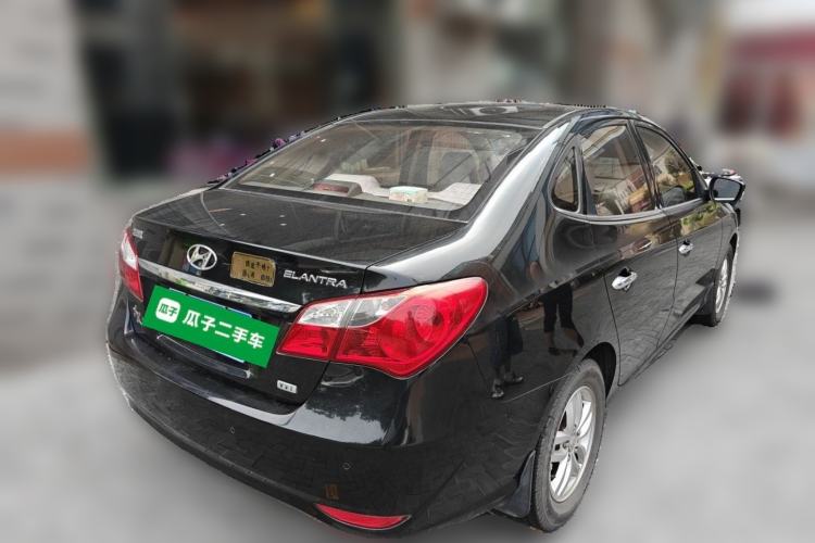 Used Hyundai Celesta 2011 1.6L Manual Luxury Model Rear Right 45 Deg