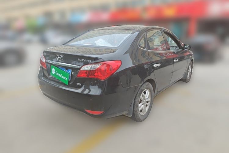 Used Hyundai Celesta 2011 1.6L Manual Luxury Model Rear Right 45 Deg