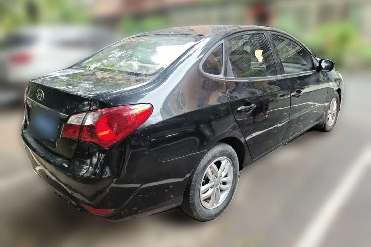 Used Hyundai Celesta 2011 1.6L Automatic Comfort Edition Rear Right 45 Deg