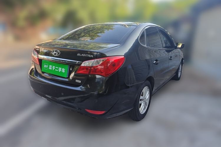 Used Hyundai Celesta 2011 1.6L Manual Comfort Edition Rear Right 45 Deg