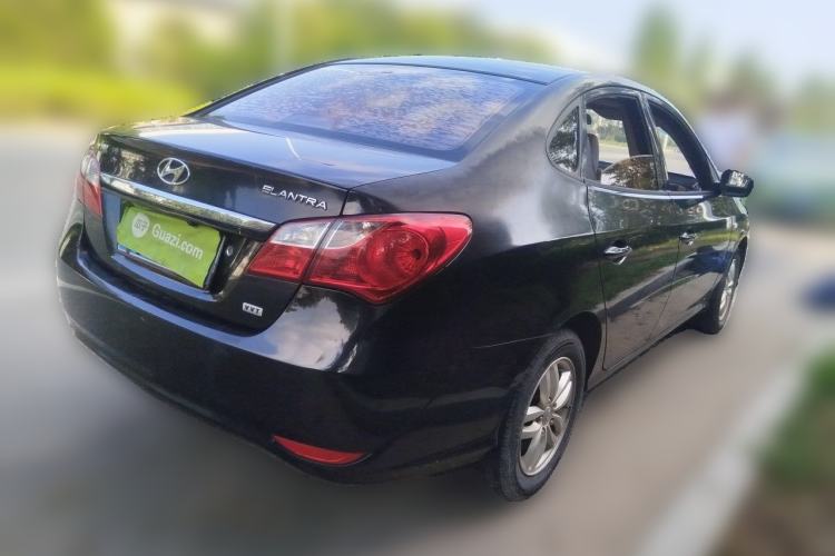 Used Hyundai Celesta 2011 1.6L Manual Comfort Edition Rear Right 45 Deg