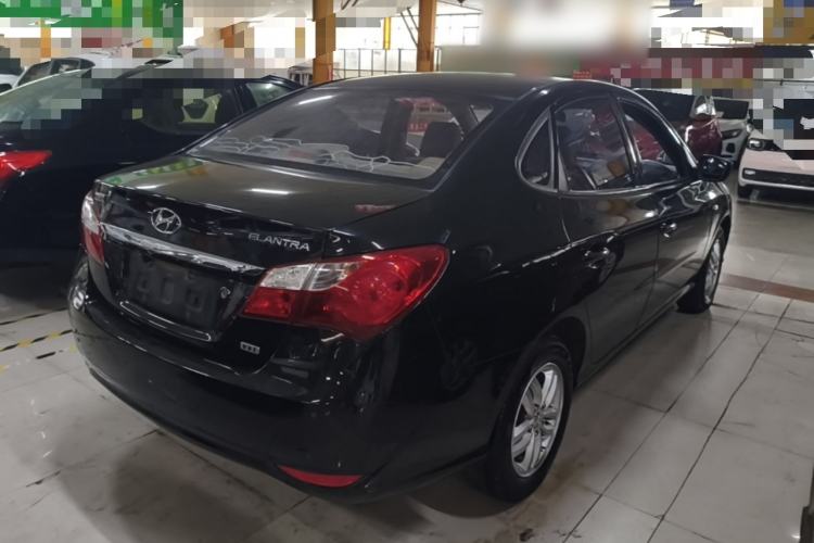 Used Hyundai Celesta 2011 1.6L Manual Comfort Edition Rear Right 45 Deg