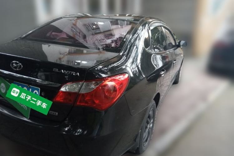 Used Hyundai Celesta 2011 1.6L Automatic Comfort Edition Rear Right 45 Deg