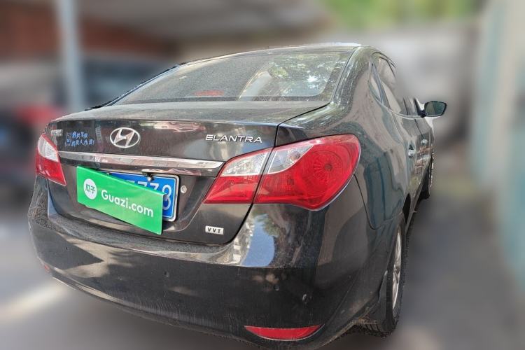 Used Hyundai Celesta 2011 1.6L Manual Luxury Model Rear Right 45 Deg