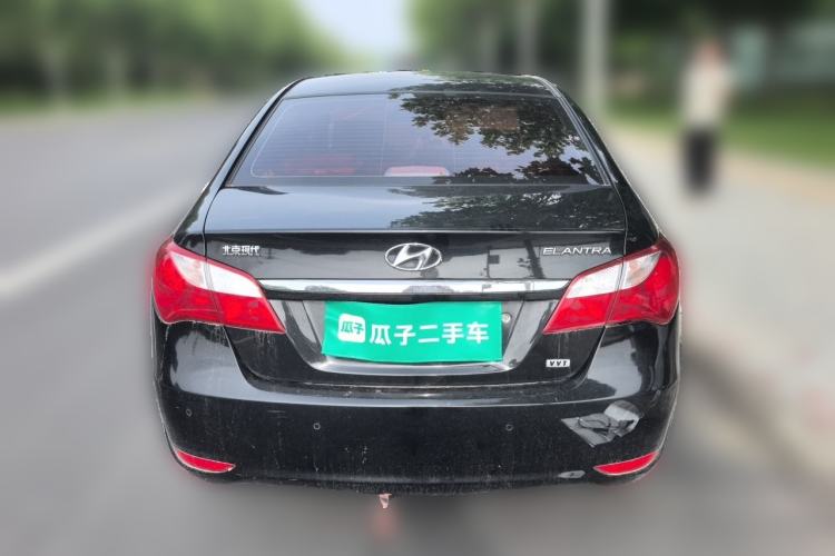 Used Hyundai Celesta 2011 1.6L Manual Luxury Model Rear