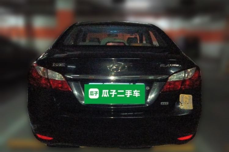 Used Hyundai Celesta 2011 1.6L Manual Luxury Model Rear