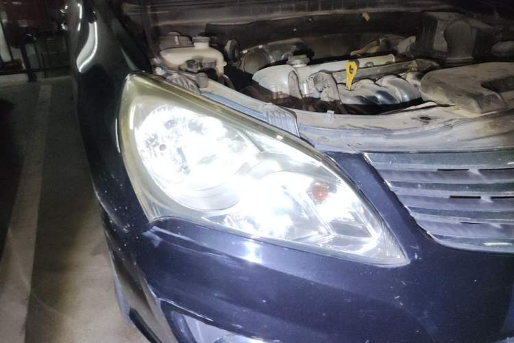 Used Hyundai Celesta 2011 1.6L Manual Luxury Model Right Front Headlight