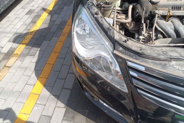 Used Hyundai Celesta 2011 1.6L Manual Luxury Model Right Front Headlight