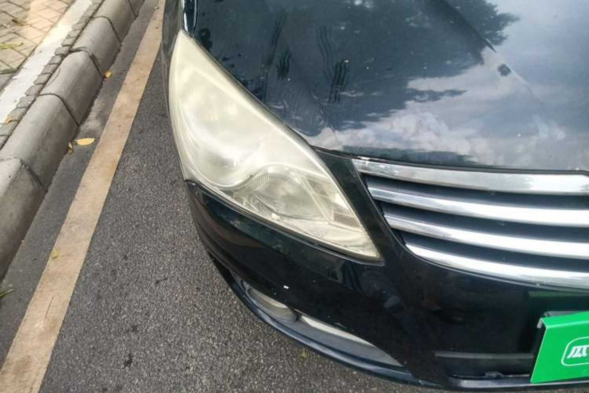 Used Hyundai Celesta 2011 1.6L Automatic Luxury Version Right Front Headlight