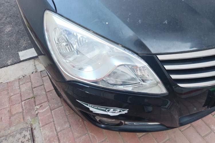 Used Hyundai Celesta 2011 1.6L Automatic Luxury Version Right Front Headlight
