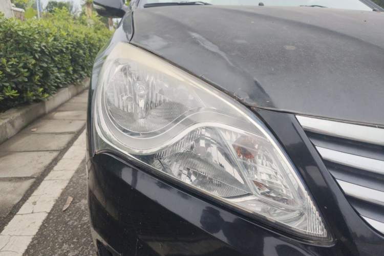 Used Hyundai Celesta 2011 1.6L Automatic Luxury Version Right Front Headlight