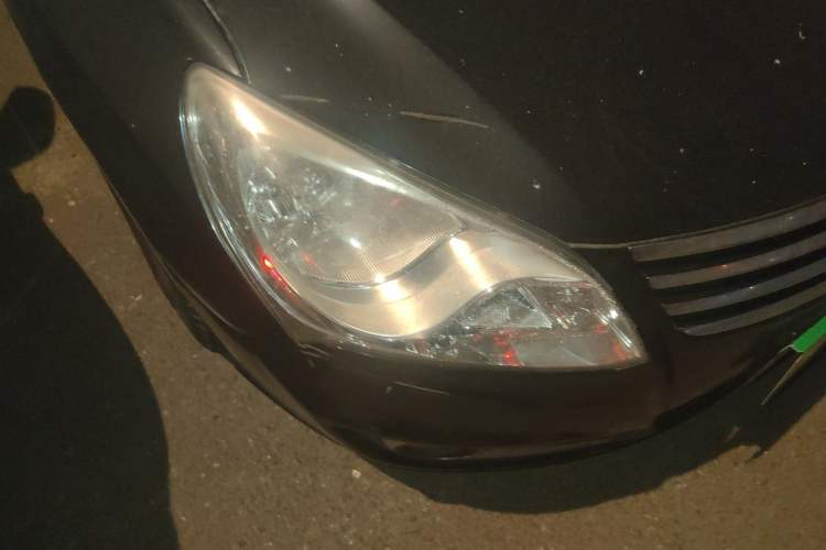 Used Hyundai Celesta 2011 1.6L Automatic Luxury Version Right Front Headlight