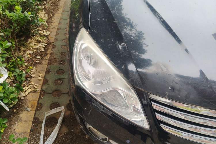 Used Hyundai Celesta 2011 1.6L Manual Comfort Edition Right Front Headlight