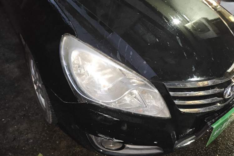 Used Hyundai Celesta 2011 1.6L Automatic Top-Tier Version Right Front Headlight