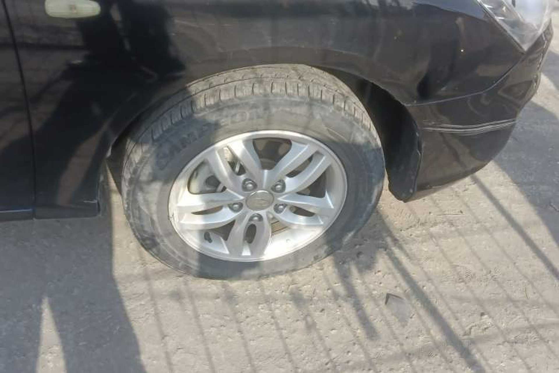 Used Hyundai Celesta 2011 1.6L Manual Comfort Edition Right Front Wheel Hub