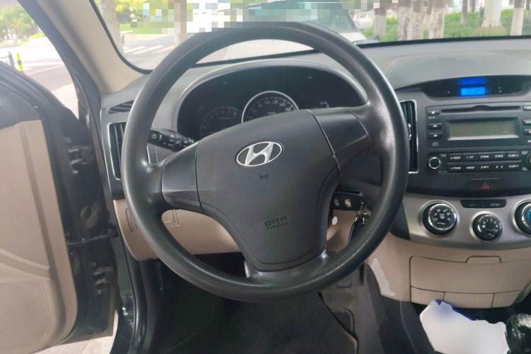 Used Hyundai Celesta 2011 1.6L Manual Comfort Edition Steering Wheel