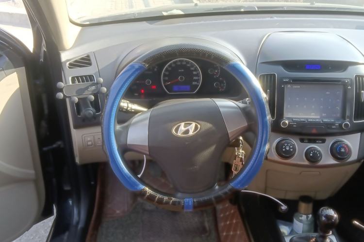 Used Hyundai Celesta 2011 1.6L Manual Comfort Edition Steering Wheel