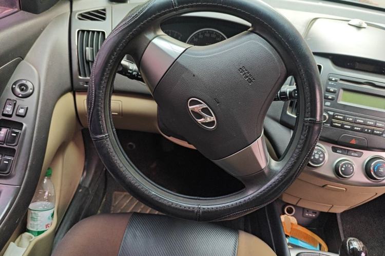 Used Hyundai Celesta 2011 1.6L Manual Comfort Edition Steering Wheel