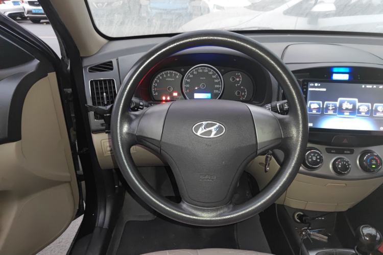 Used Hyundai Celesta 2011 1.6L Manual Comfort Edition Steering Wheel
