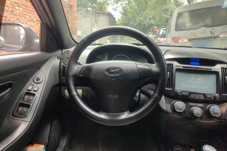 Used Hyundai Celesta 2011 1.6L Manual Comfort Edition Steering Wheel