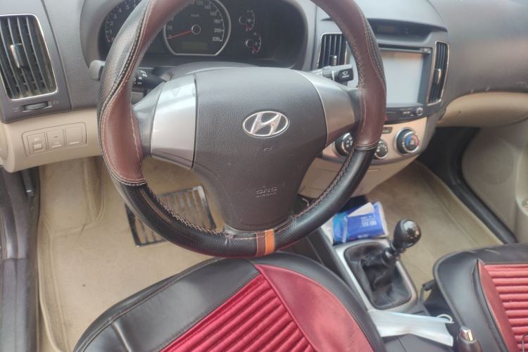 Used Hyundai Celesta 2011 1.6L Manual Comfort Edition Steering Wheel