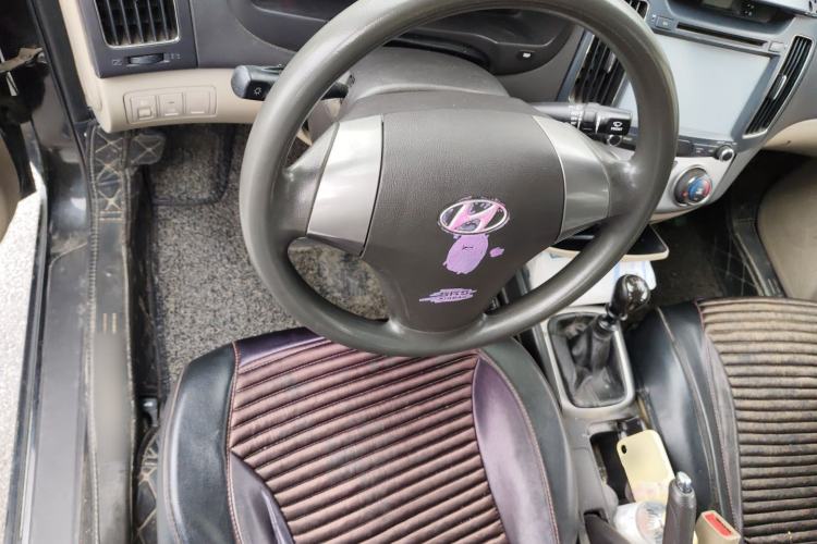 Used Hyundai Celesta 2011 1.6L Manual Comfort Edition Steering Wheel