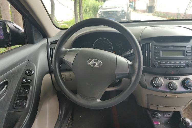 Used Hyundai Celesta 2011 1.6L Manual Comfort Edition Steering Wheel