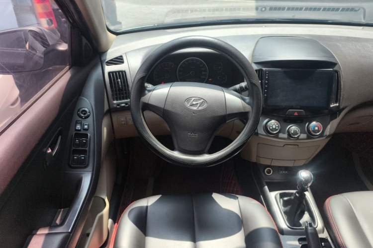 Used Hyundai Celesta 2011 1.6L Manual Comfort Edition Steering Wheel