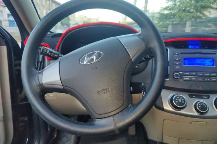 Used Hyundai Celesta 2011 1.6L Manual Comfort Edition Steering Wheel