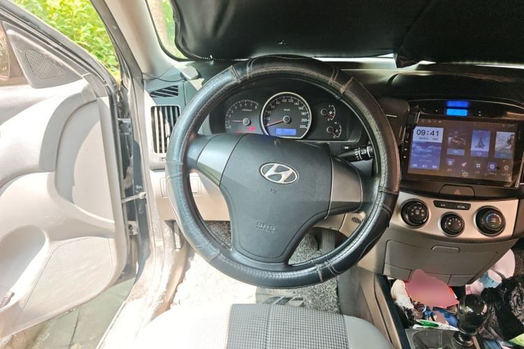 Used Hyundai Celesta 2011 1.6L Manual Comfort Edition Steering Wheel
