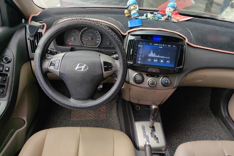 Used Hyundai Celesta 2011 1.6L Automatic Comfort Edition Steering Wheel