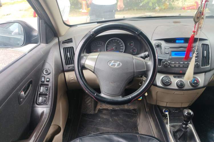 Used Hyundai Celesta 2011 1.6L Manual Comfort Edition Steering Wheel