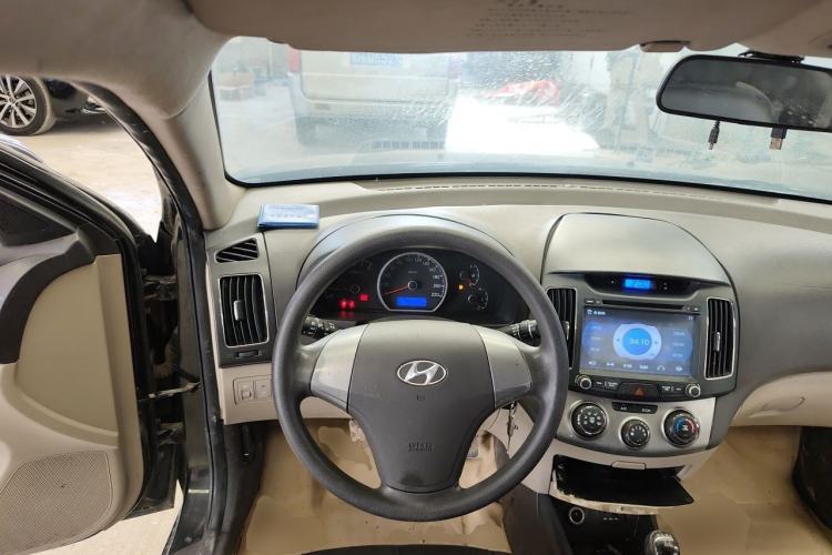 Used Hyundai Celesta 2011 1.6L Manual Comfort Edition Steering Wheel