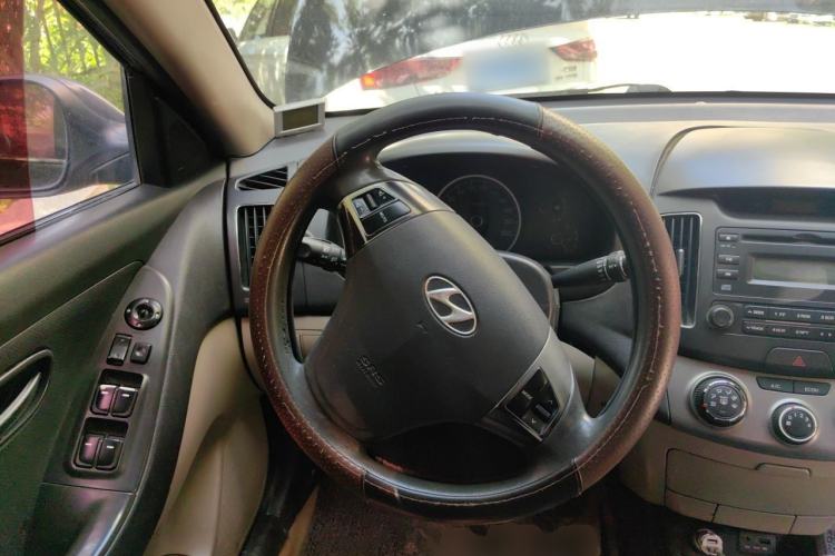 Used Hyundai Celesta 2011 1.6L Manual Comfort Edition Steering Wheel