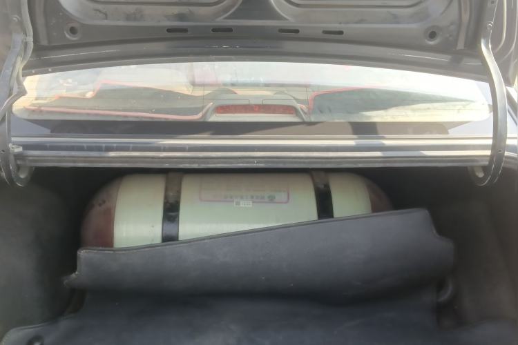 Used Hyundai Celesta 2011 1.6L Manual Comfort Edition Trunk