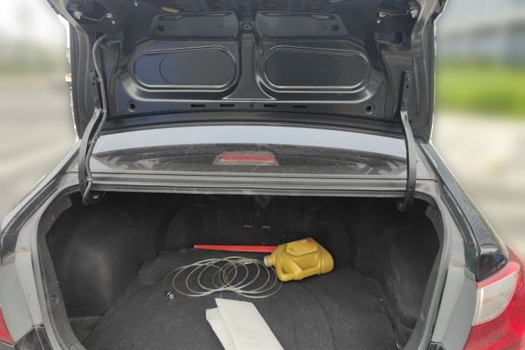 Used Hyundai Celesta 2011 1.6L Automatic Comfort Edition Trunk