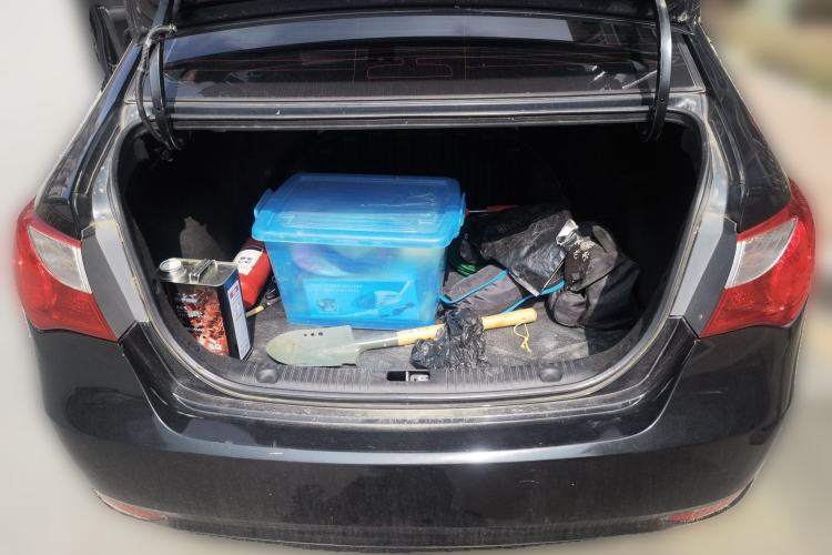 Used Hyundai Celesta 2011 1.6L Manual Comfort Edition Trunk