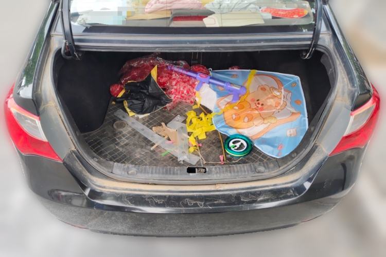 Used Hyundai Celesta 2011 1.6L Manual Comfort Edition Trunk