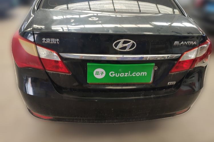 Used Hyundai Celesta 2011 1.6L Manual Comfort Edition Trunk