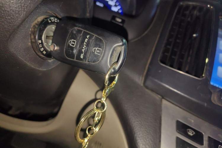 Used Hyundai Celesta 2011 1.6L Automatic Luxury Version Vehicle Key