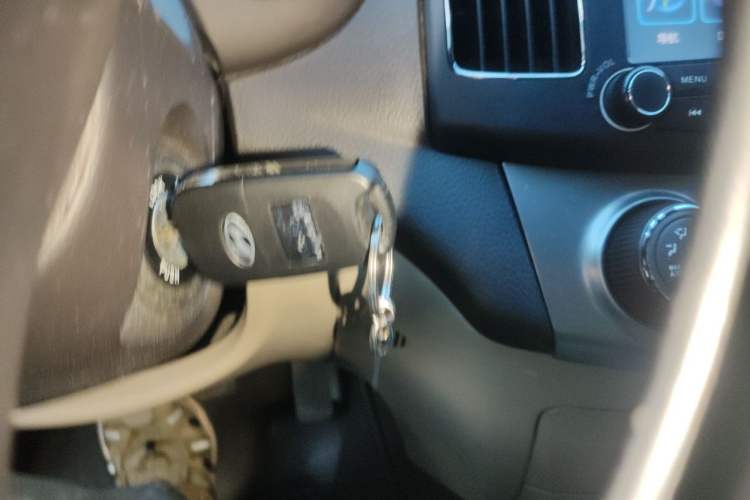 Used Hyundai Celesta 2011 1.6L Automatic Comfort Edition Vehicle Key
