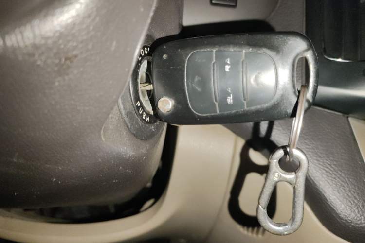 Used Hyundai Celesta 2011 1.6L Manual Luxury Model Vehicle Key