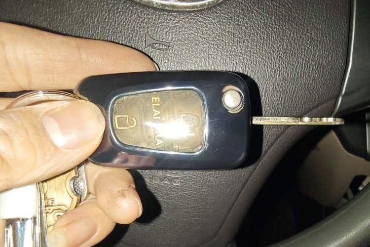 Used Hyundai Celesta 2011 1.6L Automatic Comfort Edition Vehicle Key