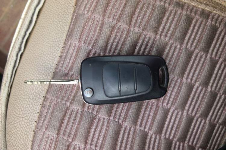 Used Hyundai Celesta 2011 1.6L Manual Comfort Edition Vehicle Key