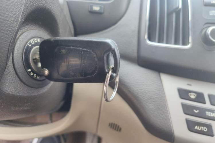 Used Hyundai Celesta 2011 1.6L Automatic Luxury Version Vehicle Key